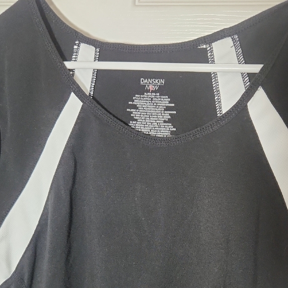 Danskin Fitted Black and White Short Sleeve Tee - Picture 2 of 3